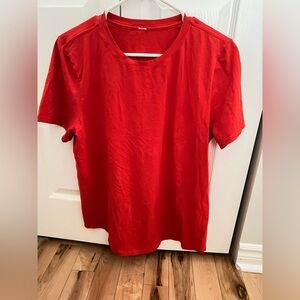 lululemon athletica Love Curved-Hem T-Shirt